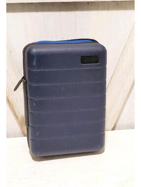 United Airlines AWAY Amenity Toiletry Kit Mini Blue Suitcase Sunday Riley